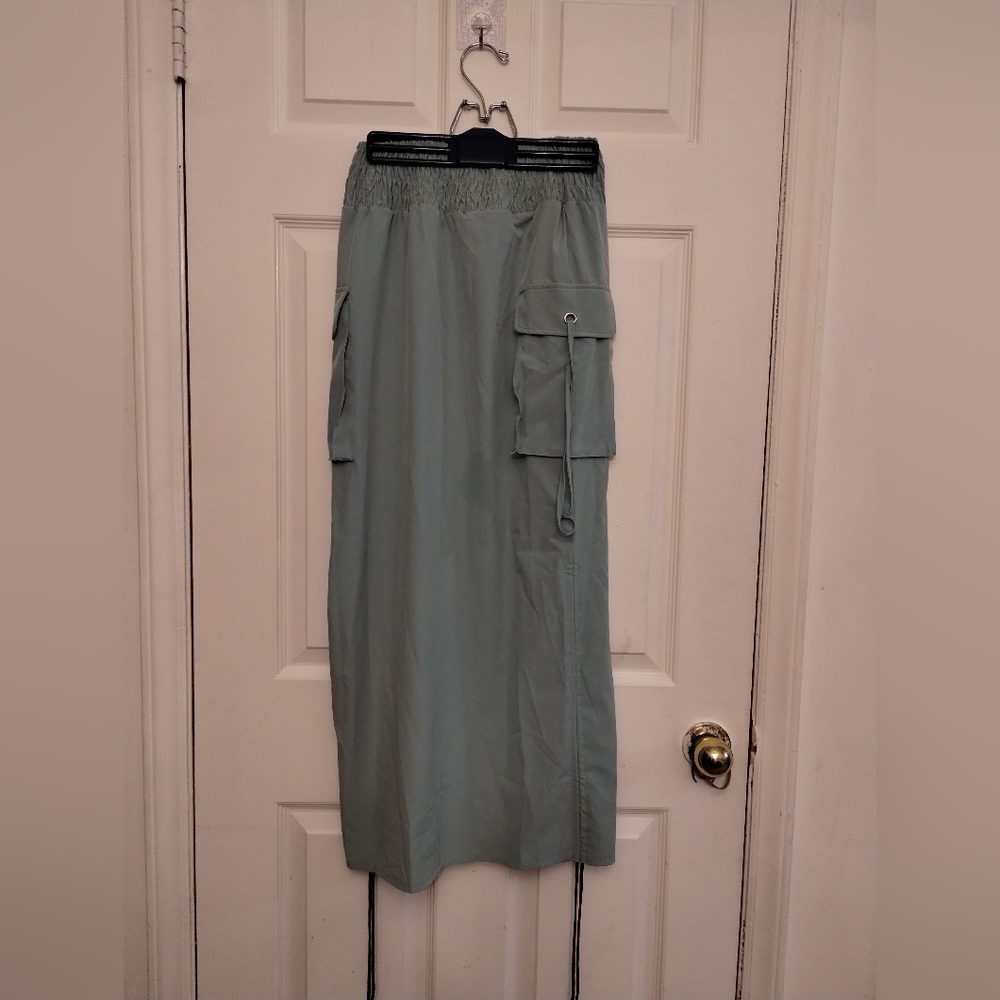 Women's Green Cargo Skirt